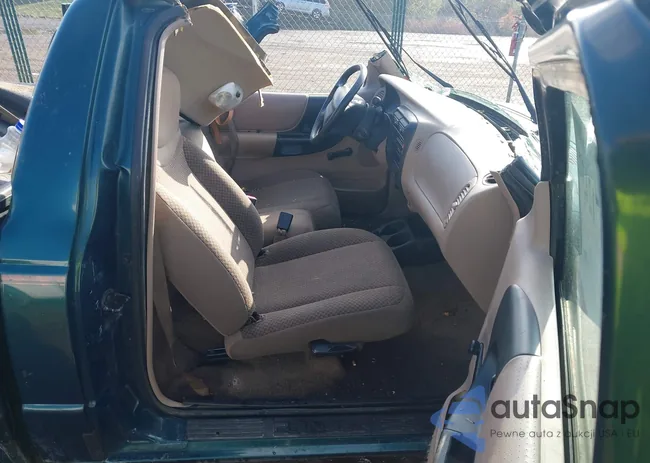 1FTYR10U2WUC13440: 43712137