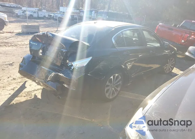 1HGCP2F87AA003556: 43712226