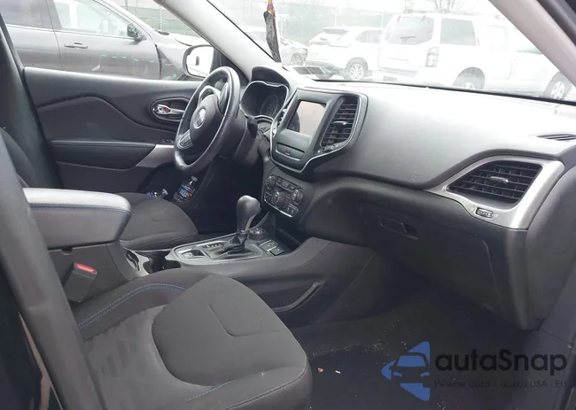 1C4PJMCX1KD445242: 43712259