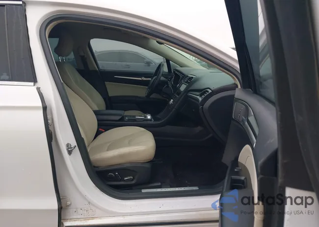 3FA6P0SU1HR201686: 43712262