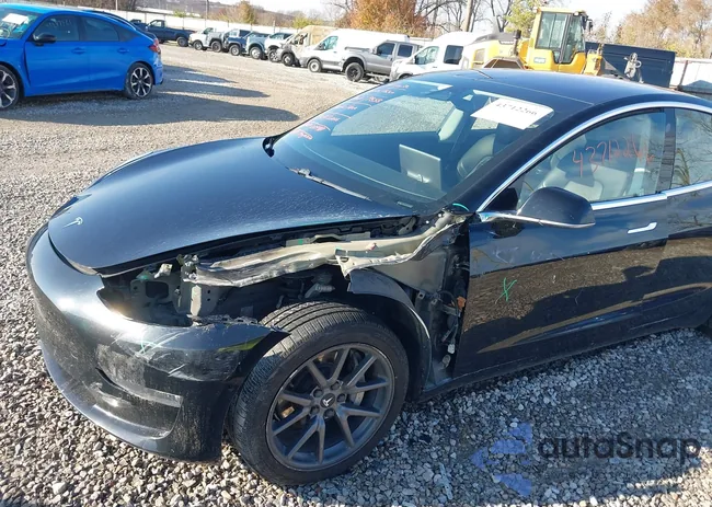 5YJ3E1EA2JF004981: 43712266