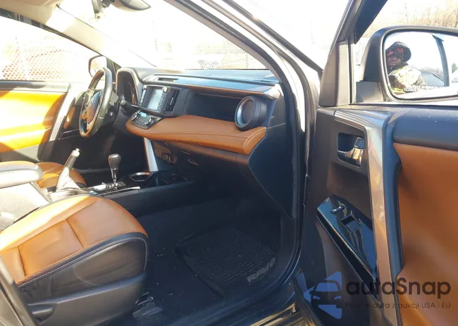 JTMDFREV2JD247507: 43712271