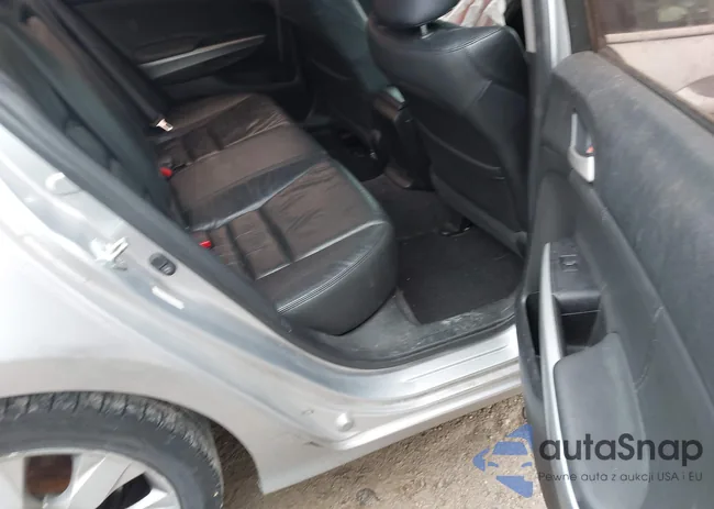 JHMCP26879C017549: 43712289