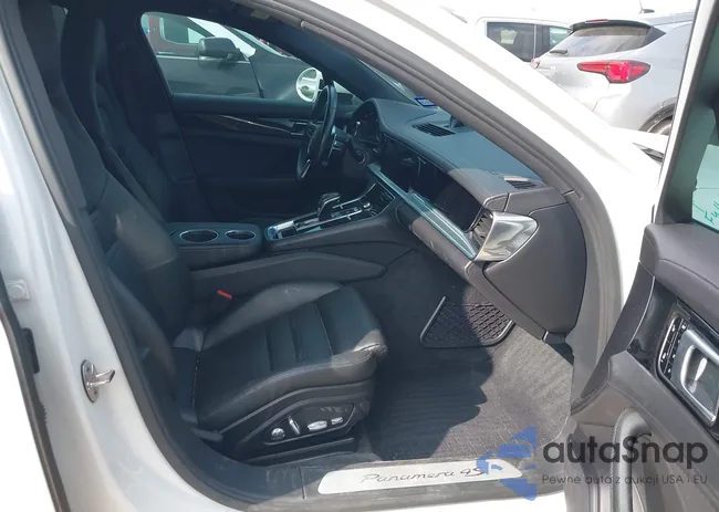 WP0AB2A76JL131956: 43712366