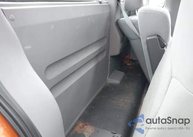 1FTRF12V48KB86677: 43712514