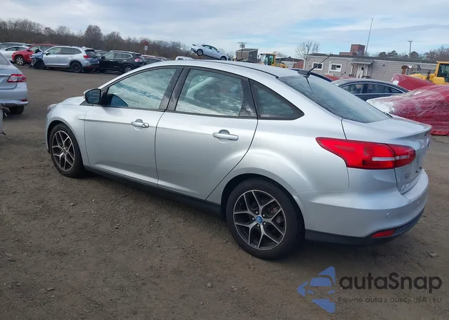 1FADP3H25HL201042: 43712585