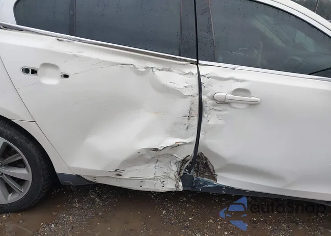 1LNHM93RX9G607593: 43711705