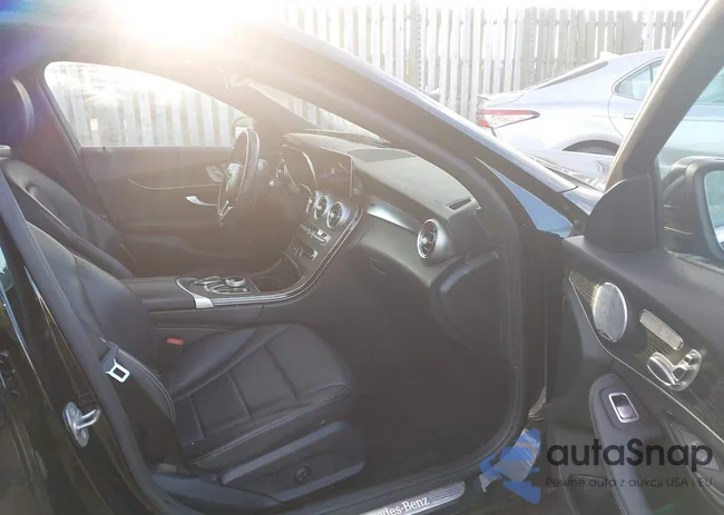 W1KWF8EB1MR614659: 43711746