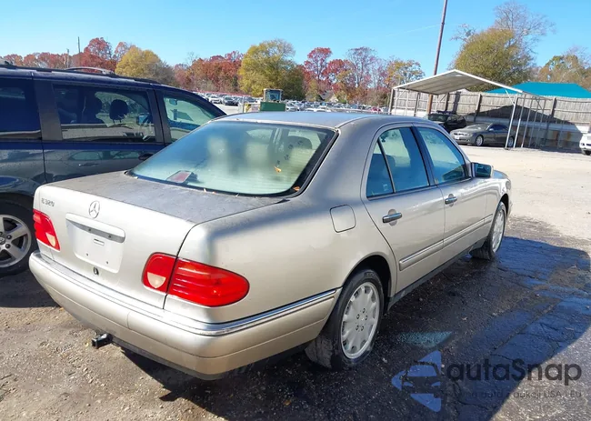 WDBJF65F6WA506100: 43711834