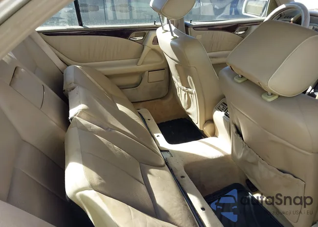 WDBJF65F6WA506100: 43711834