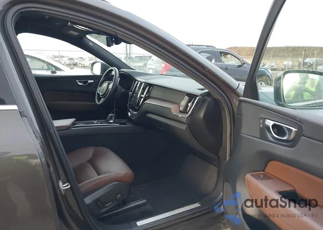 YV4L12RK6N1035585: 43713134