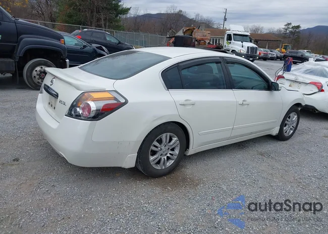 1N4AL2AP6BC146171: 43713293