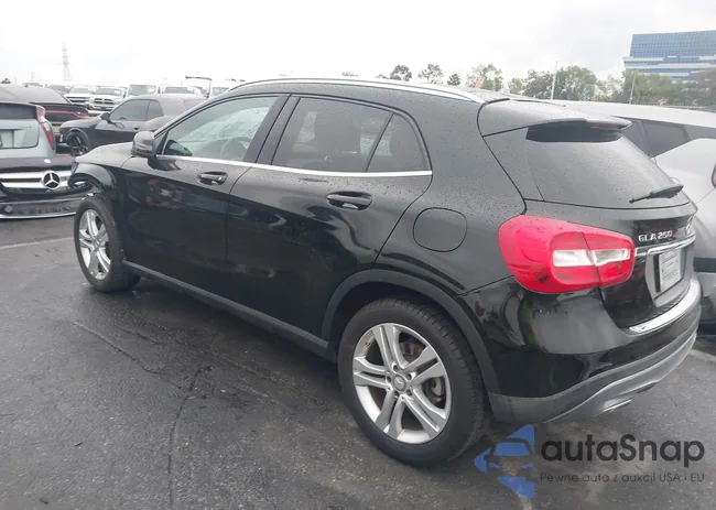 WDCTG4EB8HJ350700: 43713474