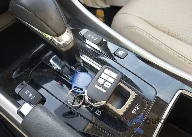 JHMCR6F51HC031789: 43713612