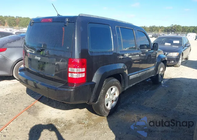 1C4PJLAK4CW171641: 43713618