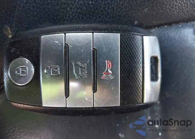 KNDPC3AC5G7875320: 43712763