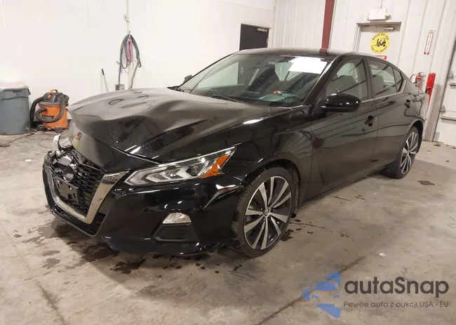 1N4BL4CW6KC238868: 43712867