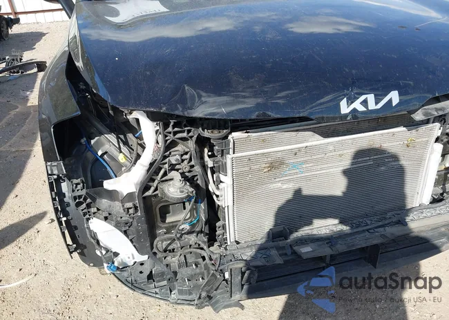 KNDPU3DF4R7283056: 43712941