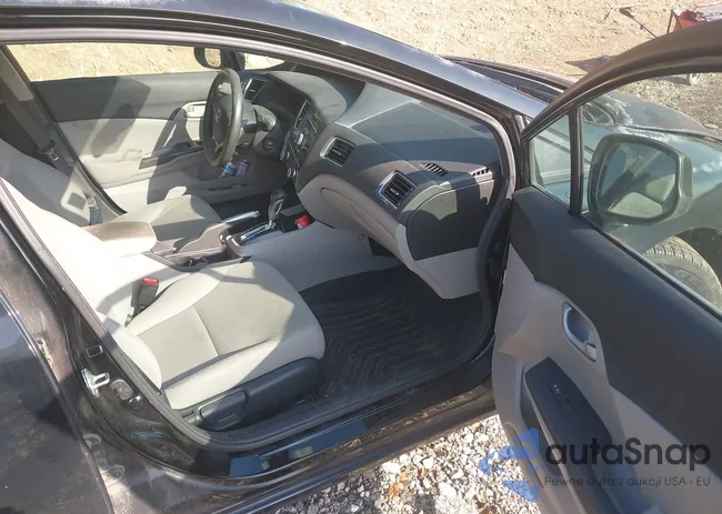 2HGFB2F58DH517066: 43712996