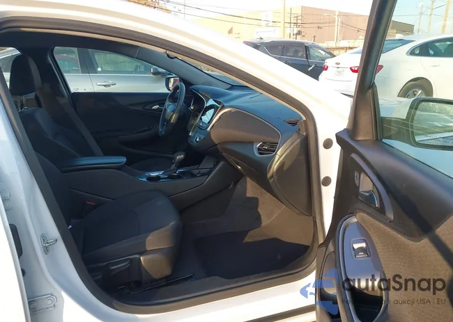 1G1ZD5ST4PF225876: 43714213