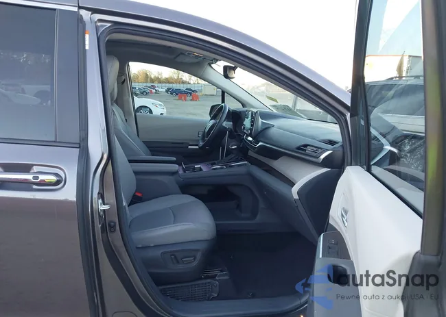 5TDYRKEC6RS217506: 43714399