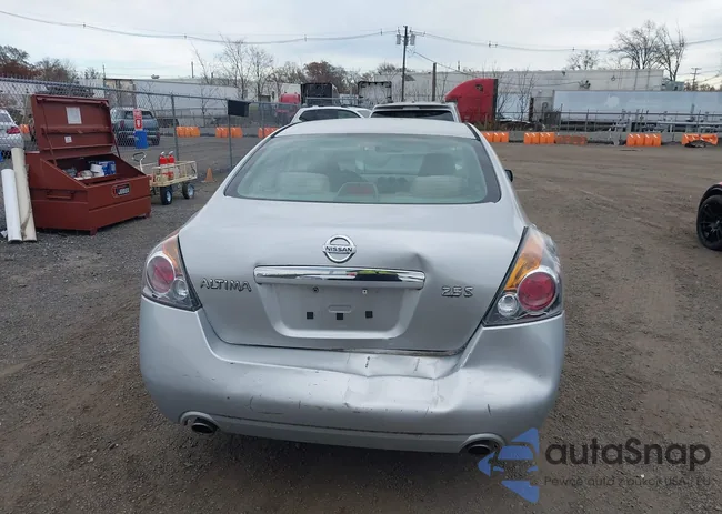 1N4AL21E89N472907: 43714419