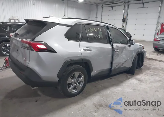 4T3RWRFV4NU064882: 43714630