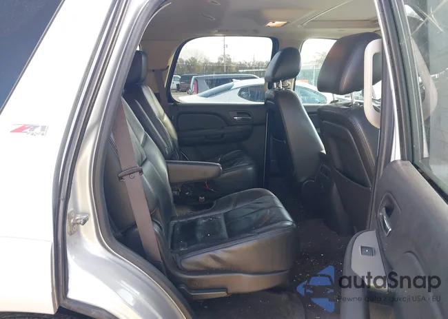 1GNSKBE04DR103700: 43713669