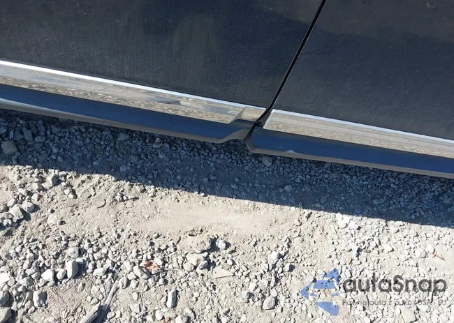 5N1AR2MM8EC624004: 43713738