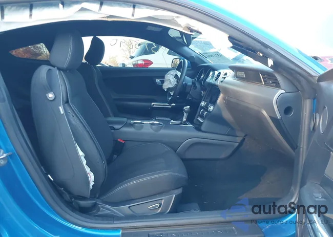 1FA6P8TH0K5152779: 43713890