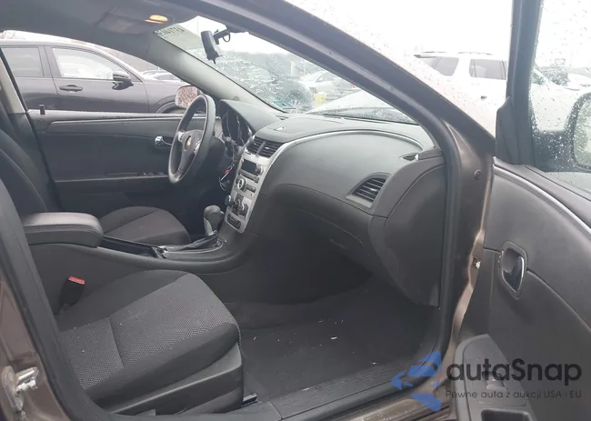 1G1ZC5E04CF243664: 43714030