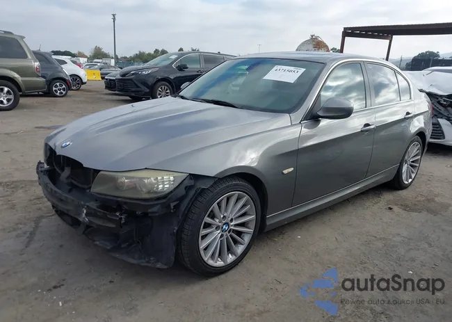 WBAPM5C58BE577868: 43715053