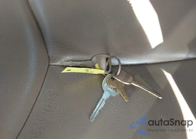 1GCEC14V45Z184239: 43715074