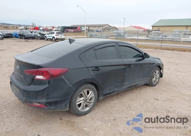 KMHD84LF6LU964998: 43715295