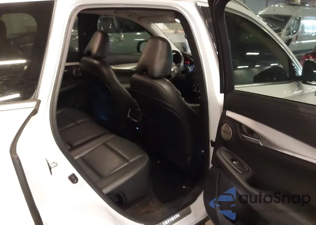 3PCAJ5M39KF124131: 43715334