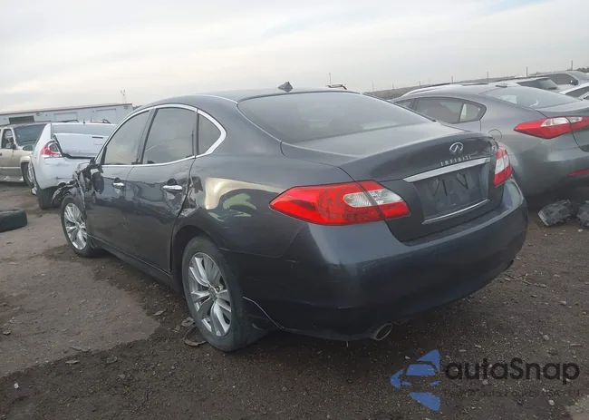 JN1BY1AP6BM320389: 43715542