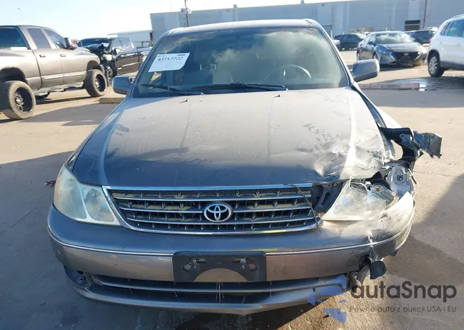 4T1BF28B84U371152: 43715553