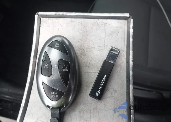 KM8HF3AB2TU358714: 43715626