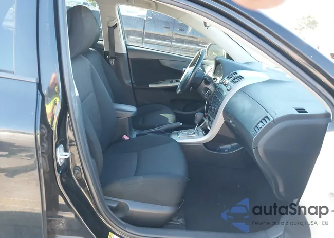 2T1BU4EE4AC520668: 43715637