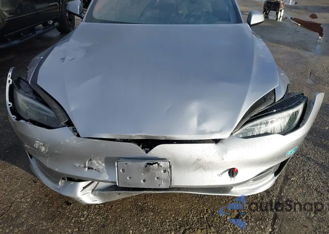 5YJSA1E52SF549624: 43714697