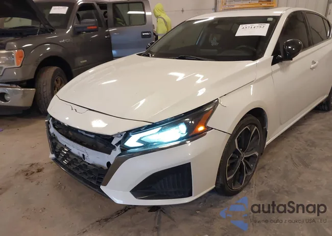 1N4BL4CW4PN366246: 43714752