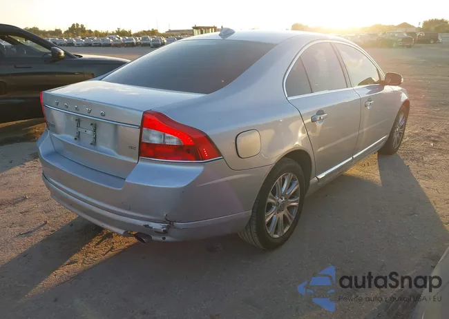 YV1982AS1A1127907: 43714864