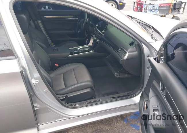 1HGCV2F32NA008132: 43714955