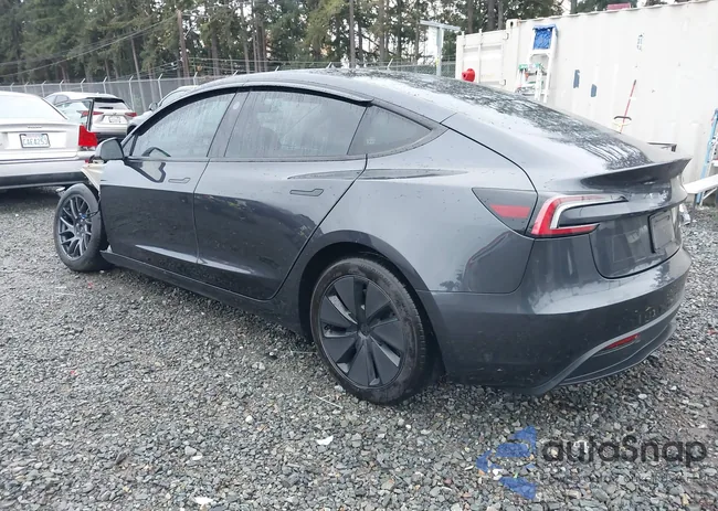 5YJ3E1EB6RF787856: 43714981