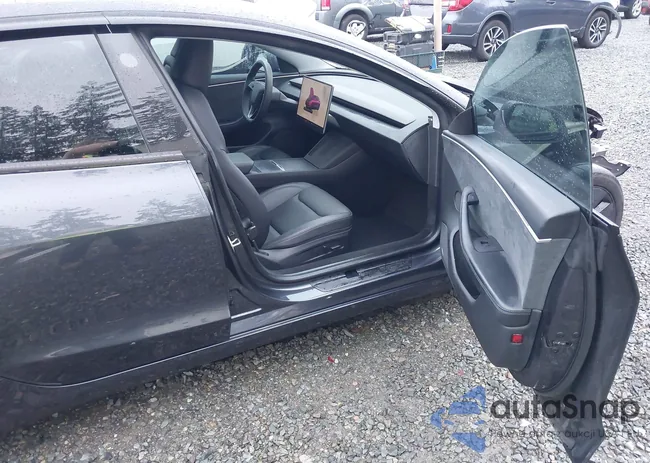 5YJ3E1EB6RF787856: 43714981