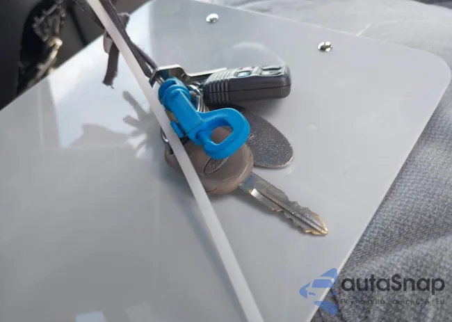 2FAFP73W03X182860: 43716227