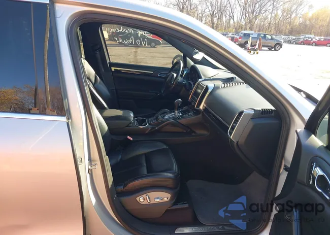 WP1AB2A21DLA80910: 43716247