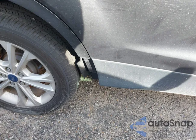 1FMCU0GD2HUC48843: 43716355