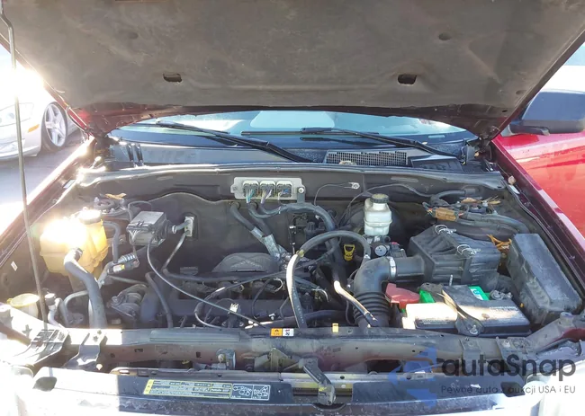 1FMCU03Z68KC64394: 43716404