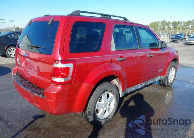 1FMCU03Z68KC64394: 43716404